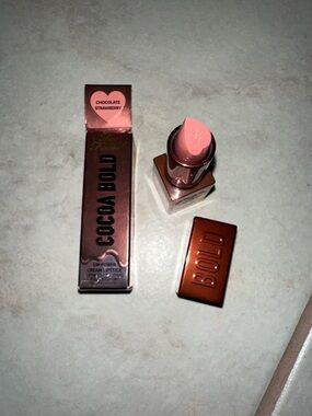Too Faced Cocoa Bold Cream Lipstick — Chocolate Strawberry